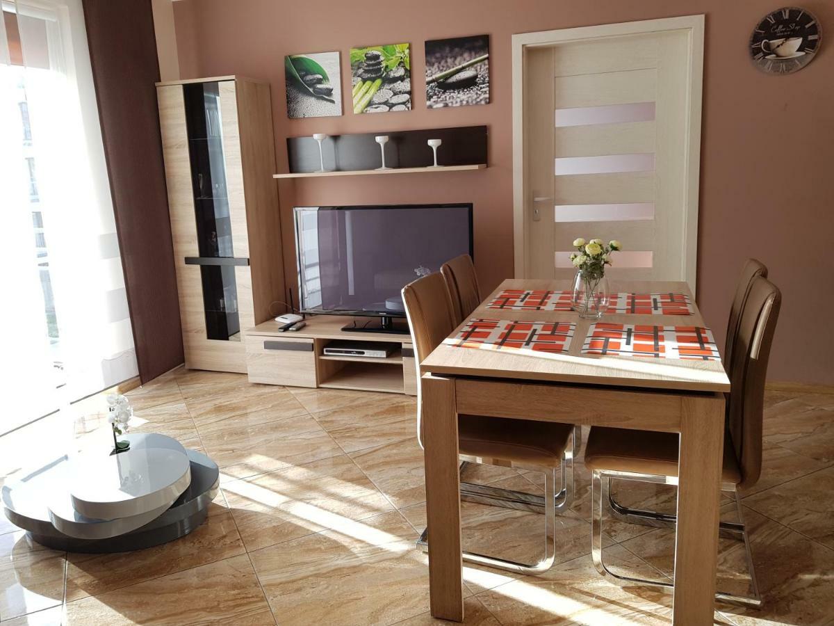 Apartment Pegaz & Aqua Marina Swinoujscie Kültér fotó